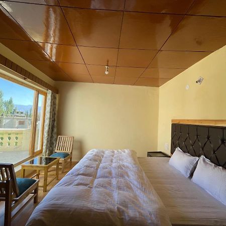 Hinjuma Guest House Leh Luaran gambar