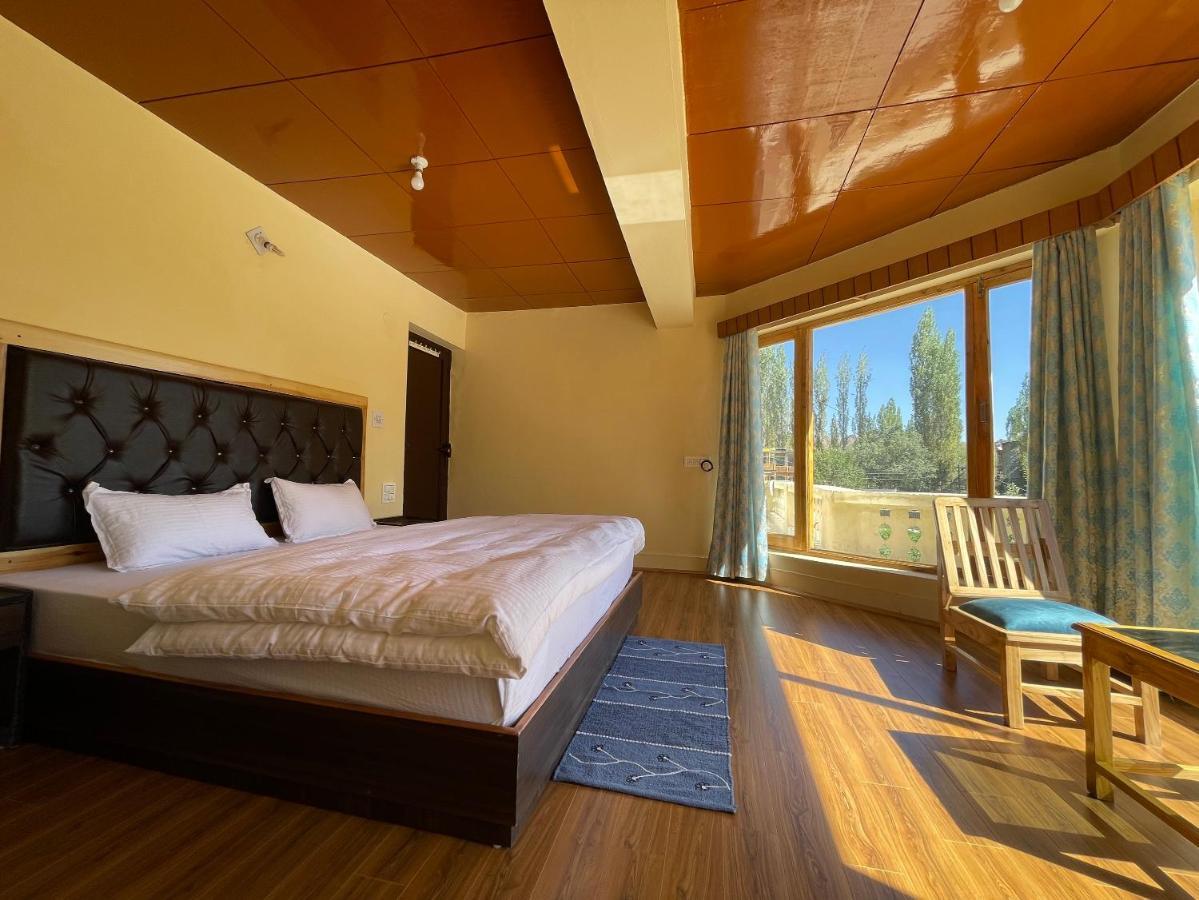 Hinjuma Guest House Leh Luaran gambar